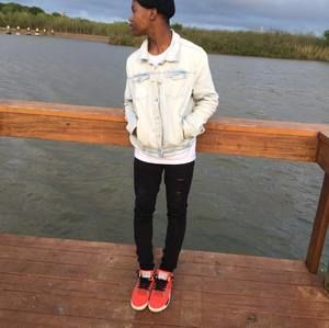 Meet your Posher, Chris